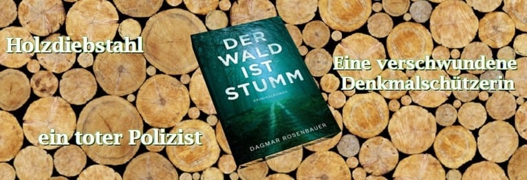 Buch auf Holzstapel