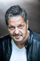Portraitfoto Linus Geschke