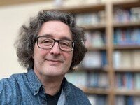 Portrait vom Autor Peter Godazgar