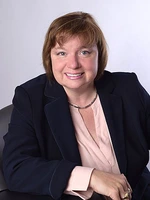Lesung mit Bettina Kerwien: Hochgeboxt