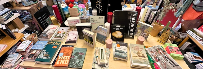 Wir beraten Sie sehr gerne und freuen uns auf Sie.

Ihr Buchladen-Team.