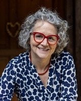 Stephanie Schuster