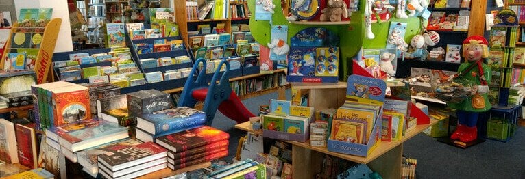 Ein Blick in unsere Kinderbuchabteilung Schock Deine Eltern, lies ein Buch!