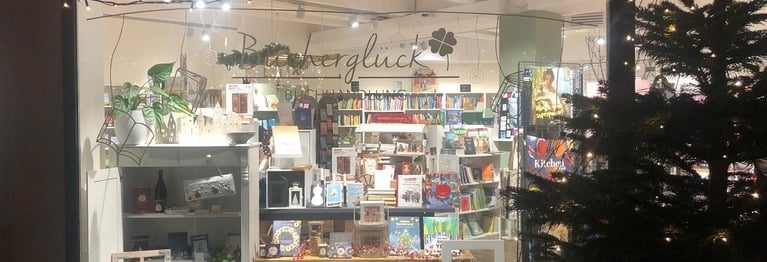 Freitag, 12. Dezember          10-20 Uhr 
Samstag, 13. Dezember       10-20 Uhr 
Sonntag, 14. Dezember       11-18 Uhr
Samstag, 20. Dezember      10-18 Uhr
Heiligabend                             10-14 Uhr