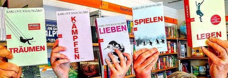 Bücher, von denen wir überzeugt sind, halten wir hoch! ...Und legen sie Ihnen ans Herz!