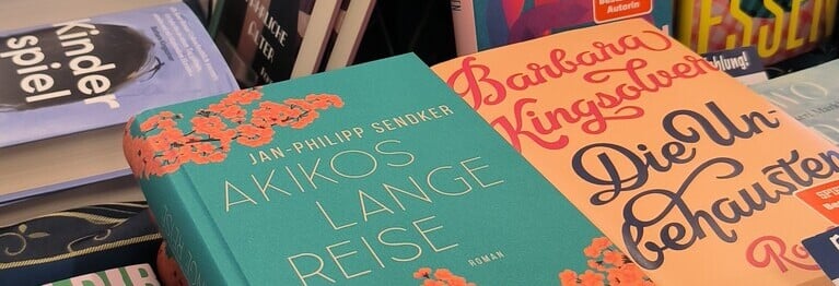 Hyggeaften ist am 28. November 2025 um 19.30 Uhr
Wir freuen uns sehr Ihnen unsere Lieblingsbücher des Jahres zu präsentieren!
Bitte reservieren Sie sich Ihren Platz , Unkostenbetrag 15,-