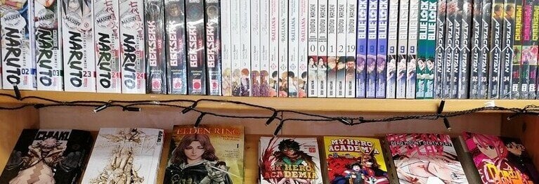 Mangas Großes aktuelles Manga-Sortiment bei uns im Geschäft! 
Und was nicht vorrätig ist, können wir meist innerhalb eines Tages besorgen.