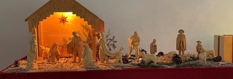 vom 27.12.25 bis 06.01.26, ab 07.01.26 sind wir zu den gewohnten Öffnungszeiten wieder da. Wir freuen uns auf euch!
Wir danken unserer treuen Kundschaft und wünschen allen ein gesegnetes Weihnachtsfest und einen guten Start ins das Jahr 2026!