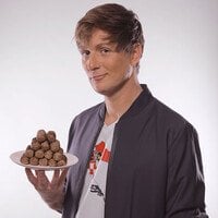 „Die Cevapcici-Therapie: Für Liebe, Leib & Leben“ von Boris Stijelja