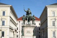 "Athen, Florenz und Rom - Die Stadtplanung König Ludwigs I." - Stadtführung mit Georg Reichlmayr