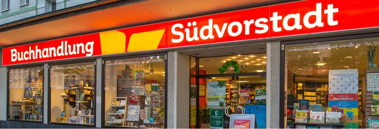Treten Sie ein! Sie können auch in unserem Onlineshop stöbern