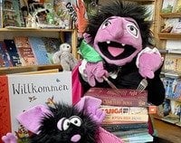 Bücherschmaus im blauen Haus. Der Kinder- und Jugendbuchabend