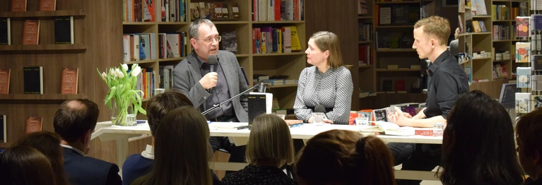 diskutieren zum Thema "Spaltungen. Suizid übersetzen"