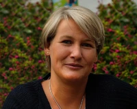 Das Fliessen der Steine Autorenlesung mit Peggy Langhans