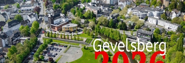 Gevelsberg von oben mit Blick auf den Ennepebogen