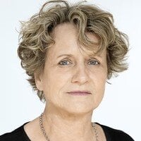 Bettina Flitner liest aus ihrem Roman "Meine Mutter" und Rainer Moritz präsentiert seine Highlights 2025 "Just the best"