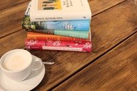 "Kaffeeklatsch & Büchertratsch" - AUSVERKAUFT!