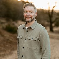 Buchpräsentation mit Autor Torsten Woywod